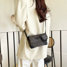 新款链条包印花小方包欧美复古经典翻盖包小众轻奢信使包mini包