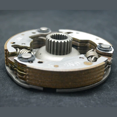 Avtomatik sürtünməli mufta applicable to Honda C100