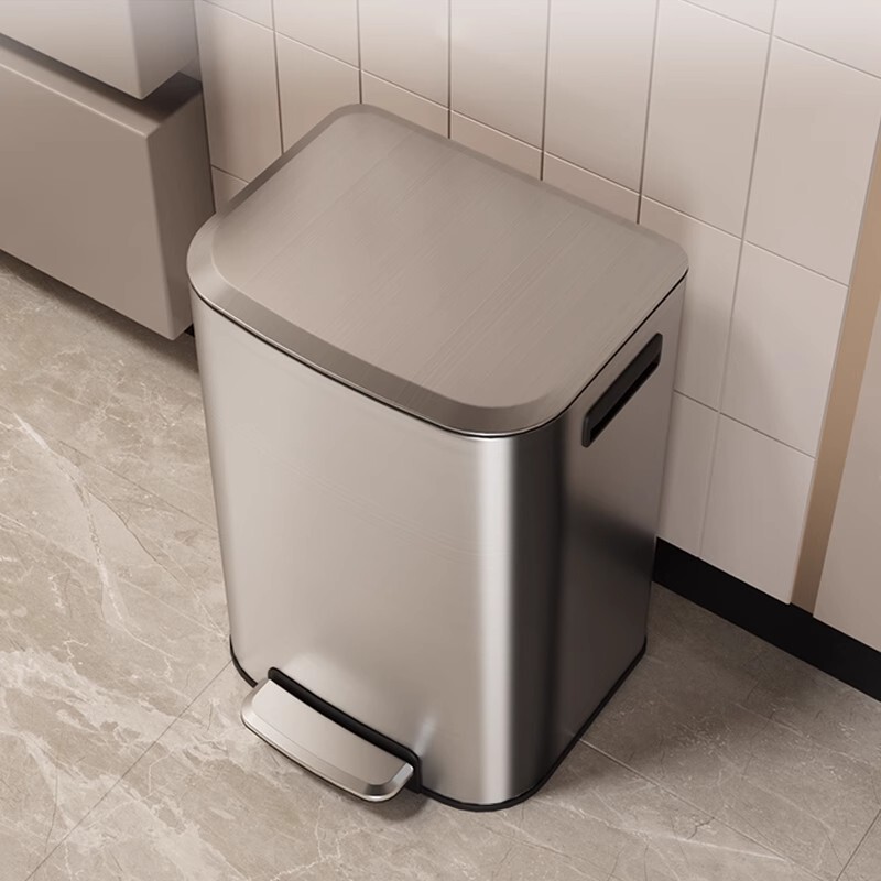 2025 New Model Household Trash Can, Large Capacity Stainless Steel for Kitchen, High-End Luxury Design for Living Room, with Foot Pedal and Lid 2025 New Model Household Trash Can, Large Capacity Stainless Steel for Kitchen, High-End Luxury Design for Living Room, with Foot Pedal and Lid