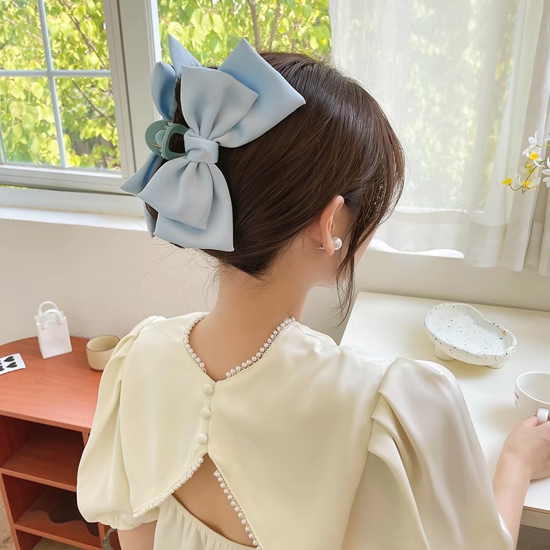 Princesa en fuga dulce satén arco clip de captura temperamento captura cabeza posterior clip de cabello tiburón clip de cabello joyería
