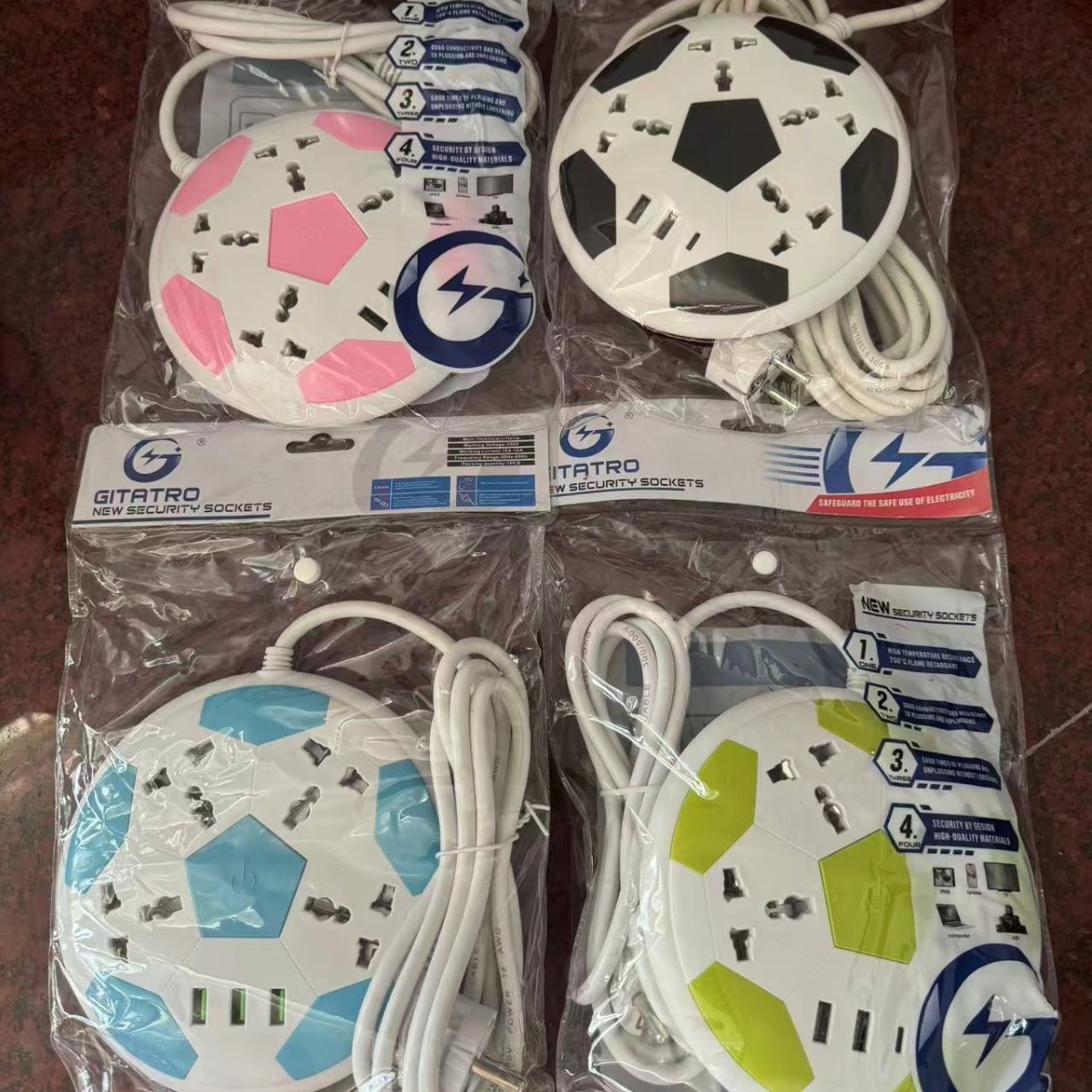 Fábrica directa de exportación de fútbol comercio exterior de alta potencia placa de conexión de conexión multi-interruptor 3USB enchufe de fila estándar estadounidense