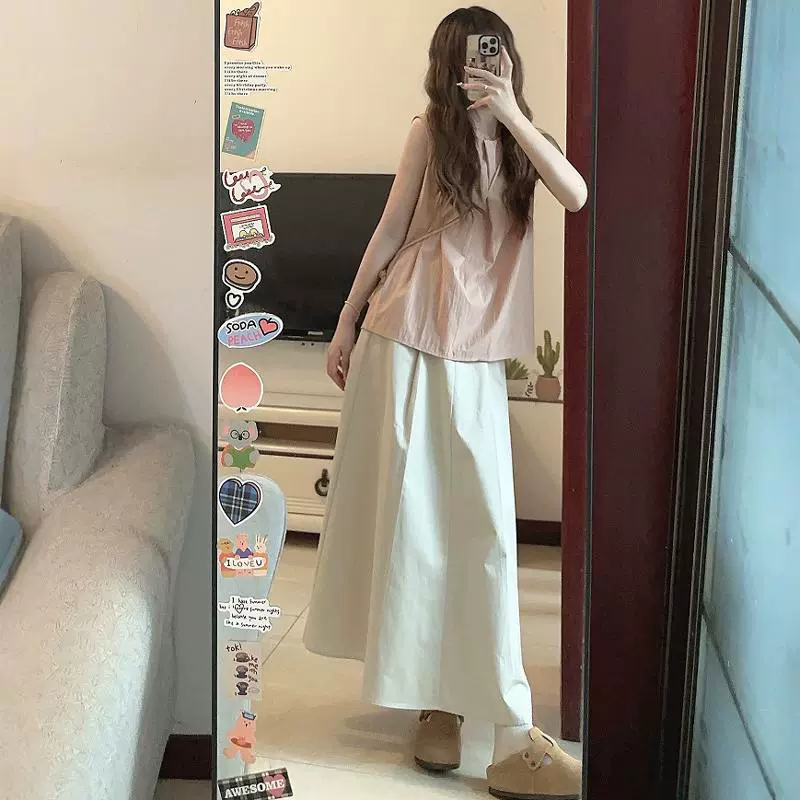 Летний спортивный костюм для женщин 2025 года, новый сладкий стиль, топ-жилет без рукавов, юбка миди, антивозрастной комплект из двух предметов