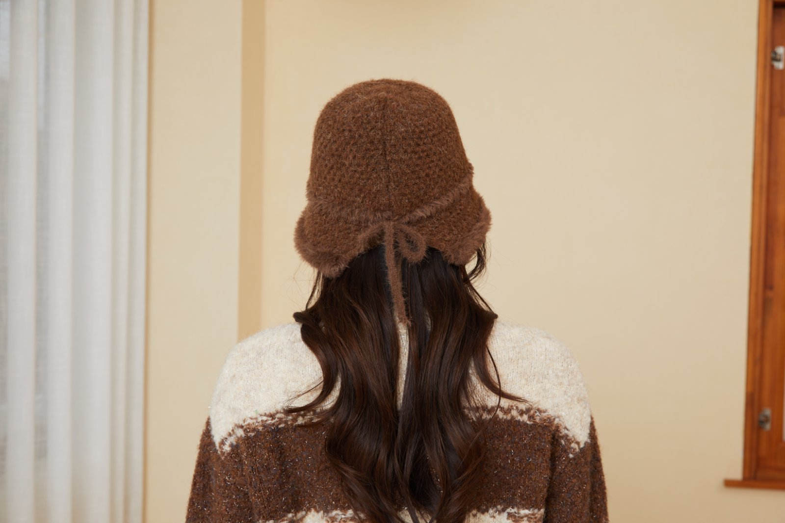 Versione coreana Visone Veet Protezione per le orecchie Fessura Donna Autunno Inverno Caldo Casual Versatile Viso Dimagrante Maglia Pescatore_voghion.com