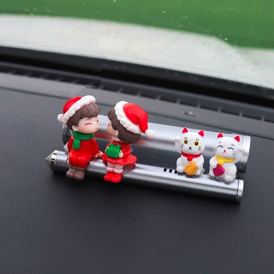 Cartoon Internet Celebre Car Moving – Nömrəli dayanma kartı - silver-couple-christmas-2-cats