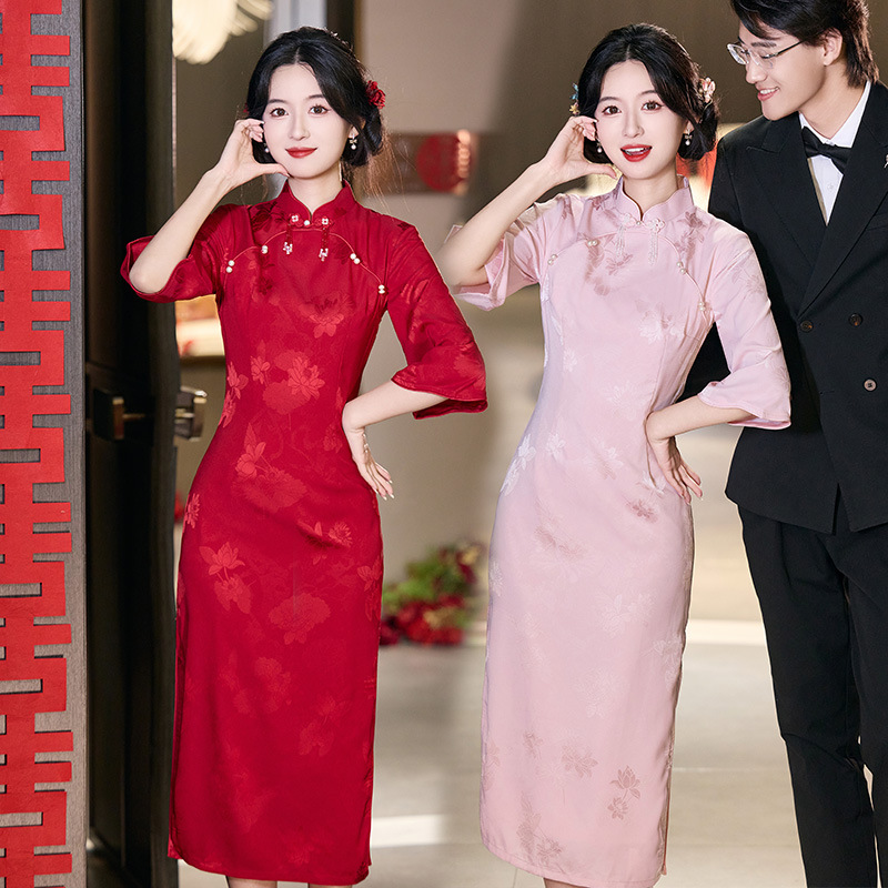 Red Chinese-Style New Chinoiserie Autumn Long-Sleeved Cheongsam, Modernized Young Style, High-End Bride's Toast Dress, Homecoming Dress