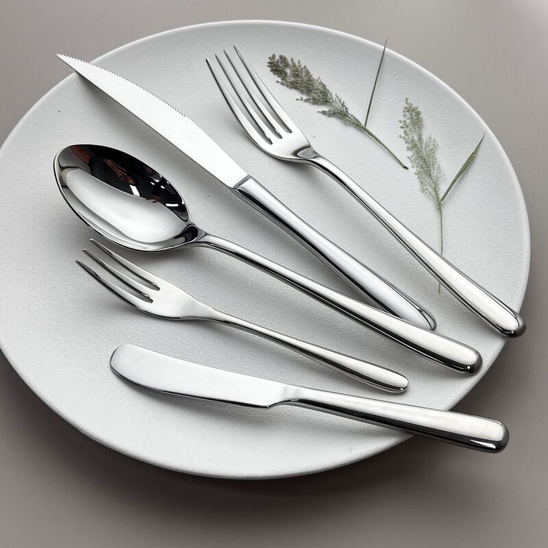 304 stainless steel Western cutlery set of three pieces: home use thickened steak knife and fork, hotel restaurant dessert utensils 304 stainless steel Western cutlery set of three pieces: home use thickened steak knife and fork, hotel restaurant dessert utensils