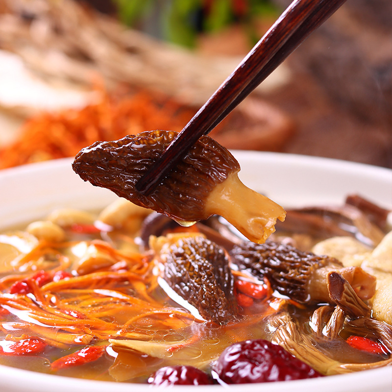 Soup ingredients, dried fungi, chicken oil mushroom, cordyceps flower, mushroom package, Yunnan colorful mushroom soup package, soup base 40g