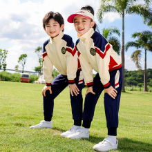 �׃��@�@�������b�WԺ�LС�W��һ�꼉У�����b��ͯ�＾�\�ӕ����