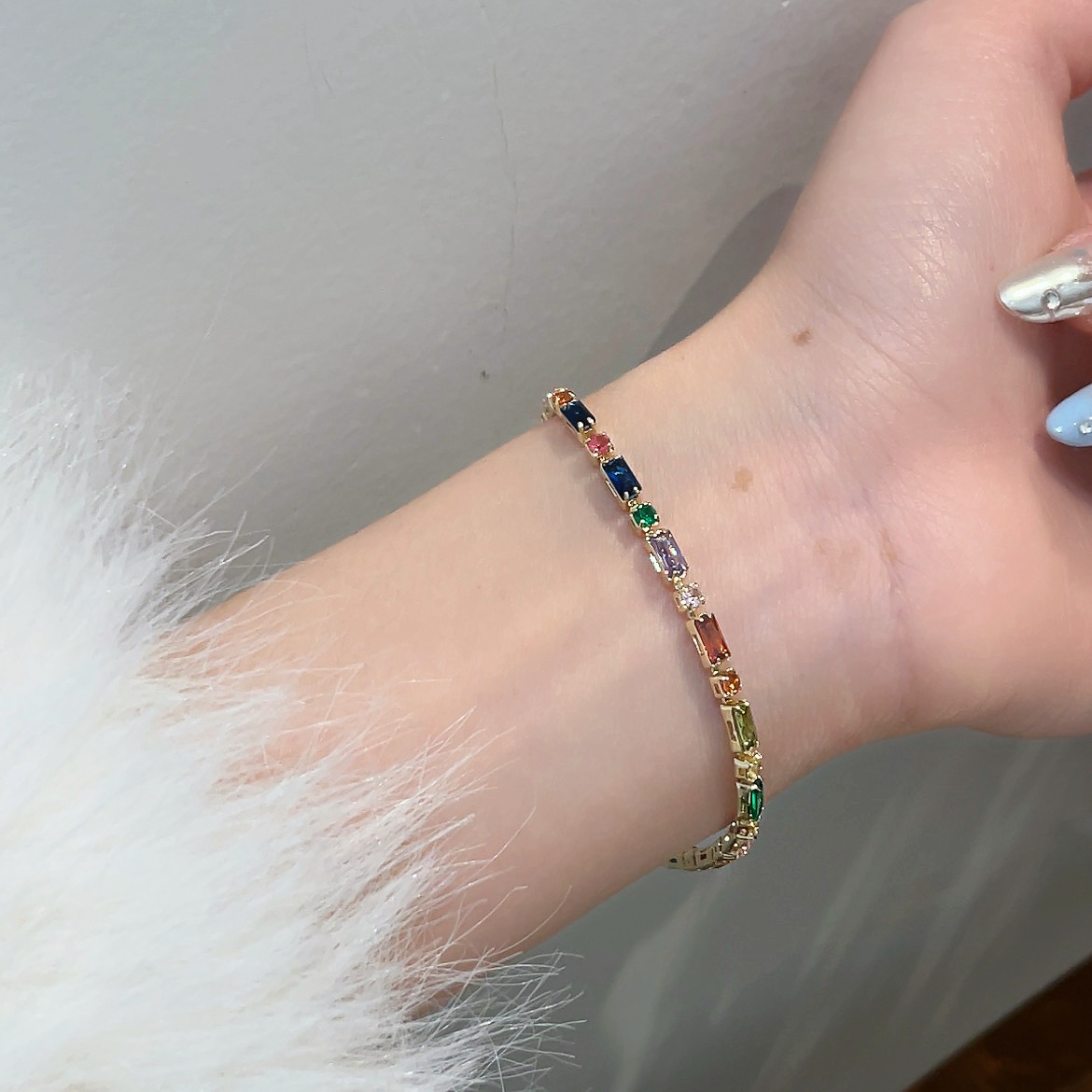 Color zircon bracelet