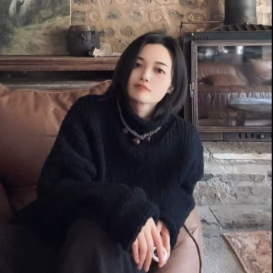 24/11 SN99 Yangyang Home Литературная свободная ленивая сплошная повседневная дикая свитер