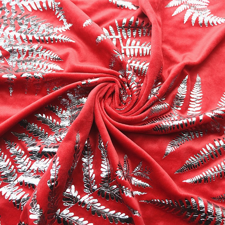 烫银超柔短毛绒家纺面料针织全涤纶松树叶烫金银单面超柔短毛绒布