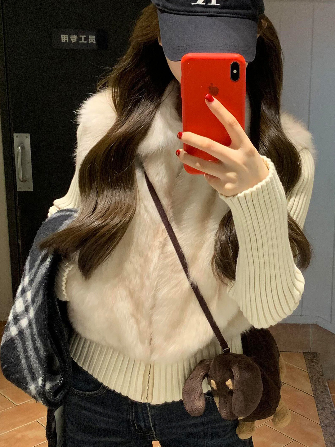 2025 Winter New Style Young Fashionable Environmentally Friendly Fur Outwear Women's Short Knitted Sleeves Detachable 2