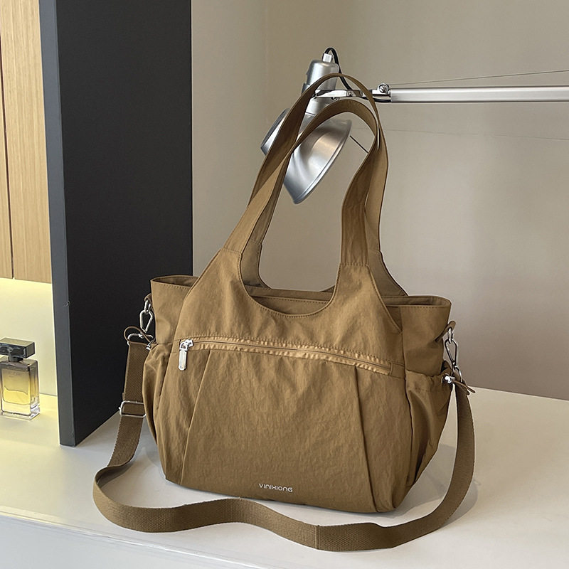 Túi tote nữ cỡ lớn chất liệu nylon nhẹ, túi đeo vai và đeo chéo tiện lợi — Khói tím, Quân đội xanh, màu be, màu nâu chi tiết 15