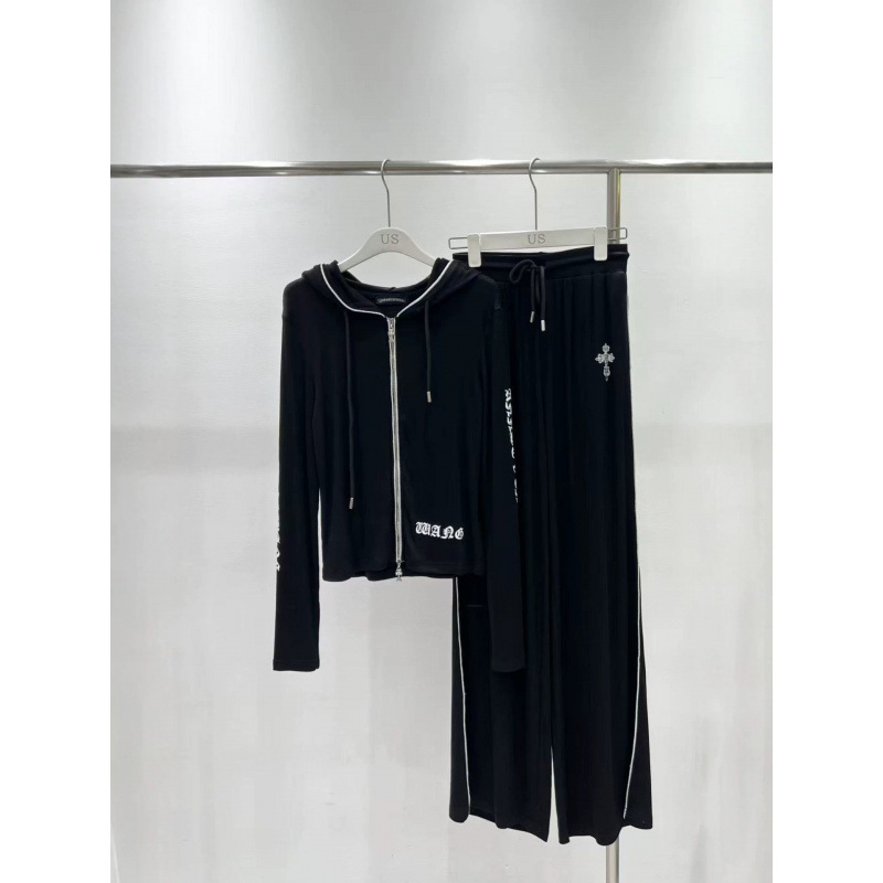Casual suit, lined with composite material, oversized fluffy fur collar hooded jacket, with a stand-up back design Casual suit, lined with composite material, oversized fluffy fur collar hooded jacket, with a stand-up back design