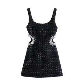 年秋季新款 欧美风跨境女装珍珠饰纹理露腰连衣裙