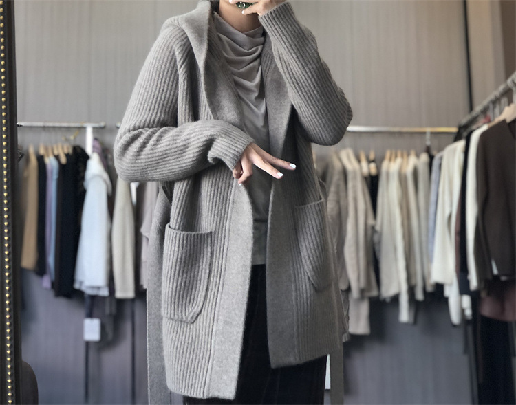 [Jiheli]Cashmere thickening Heavy Cap classic cupboard Cardigan Sweater coat jacket