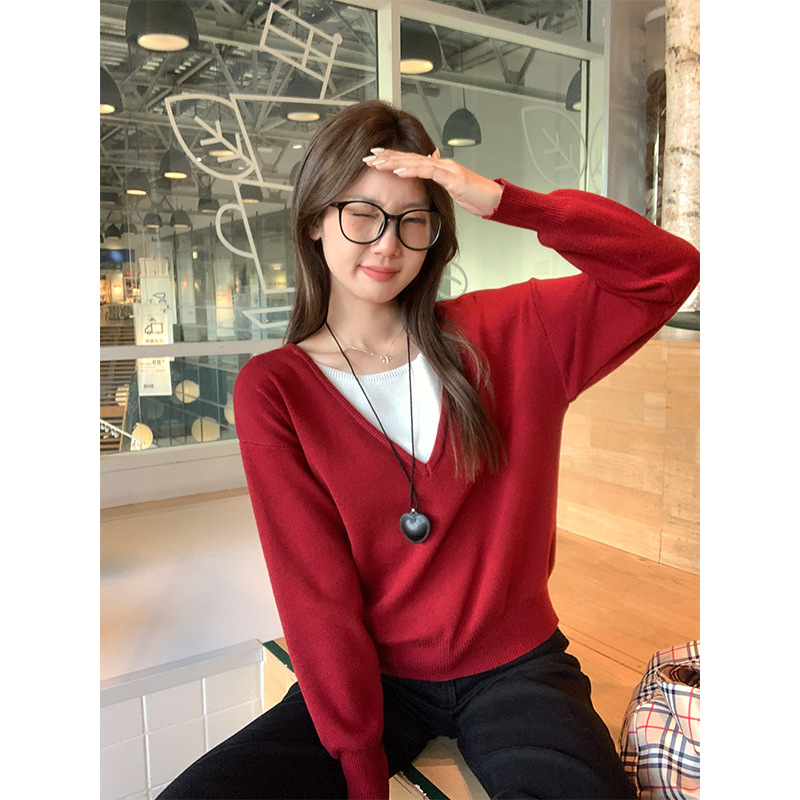 Red Fake Two-Piece Knitwear for Women in Autumn and Winter New Loose Lazy Korean Knitwear Long-Sleeved Top