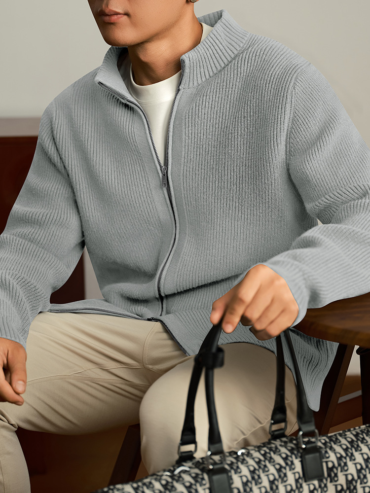 Cardigan with zipper