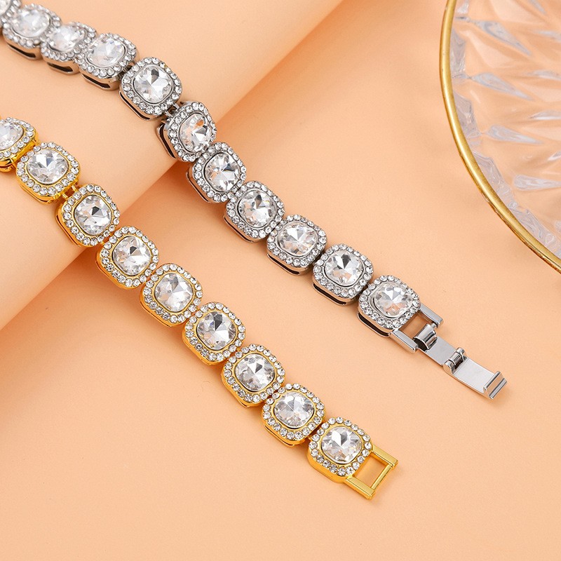 Personalized new product, three-dimensional full square rock sugar diamond pendant, Cuban chain, men's hip-hop dressing_voghion.com