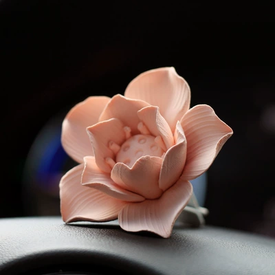Conditioner Air Outlet Handmade – Car Perfume Aromatherapy - little-lotus-air-vent-aromatherapy-with-15ml-aromatherapy