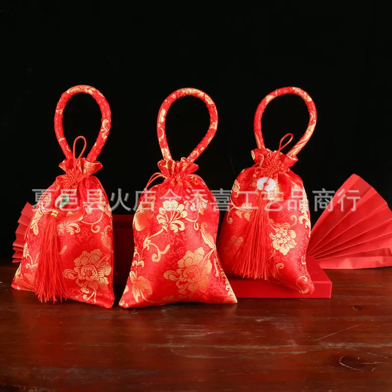 白玉绿玉中国结喜糖袋布袋高级感织锦缎糖果袋结婚用品喜蛋袋批发