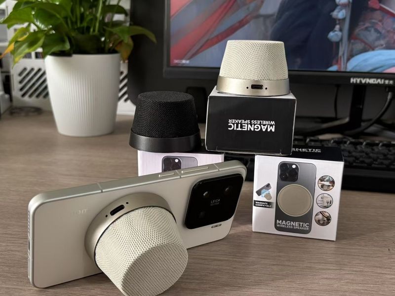 2025 新製品クロスボーダーインテリジェント磁気 Bluetooth スピーカー携帯電話ホルダーミニポータブル小型スピーカー高価値家庭用|undefined