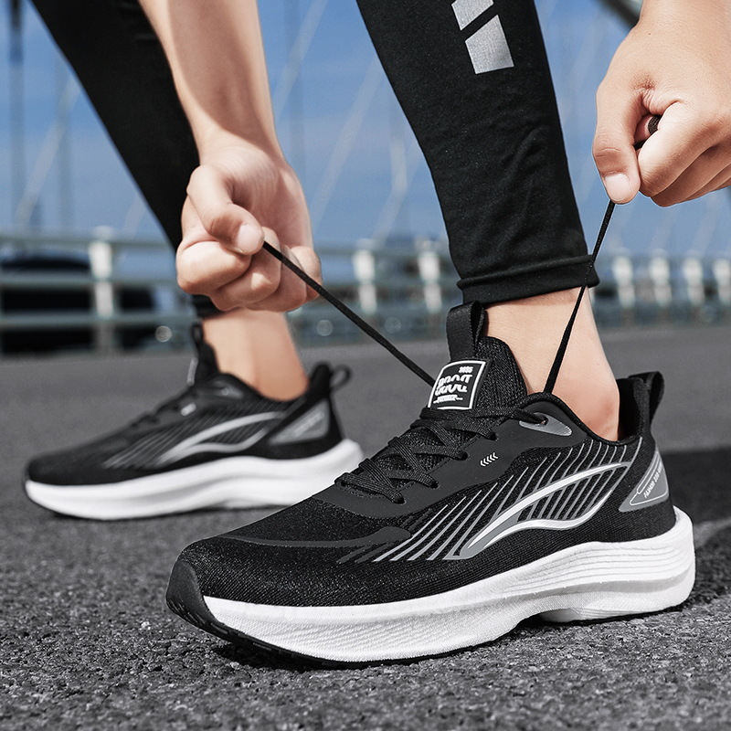 Fashionable ultra light breathable shock-absorbing non-slip carbon…