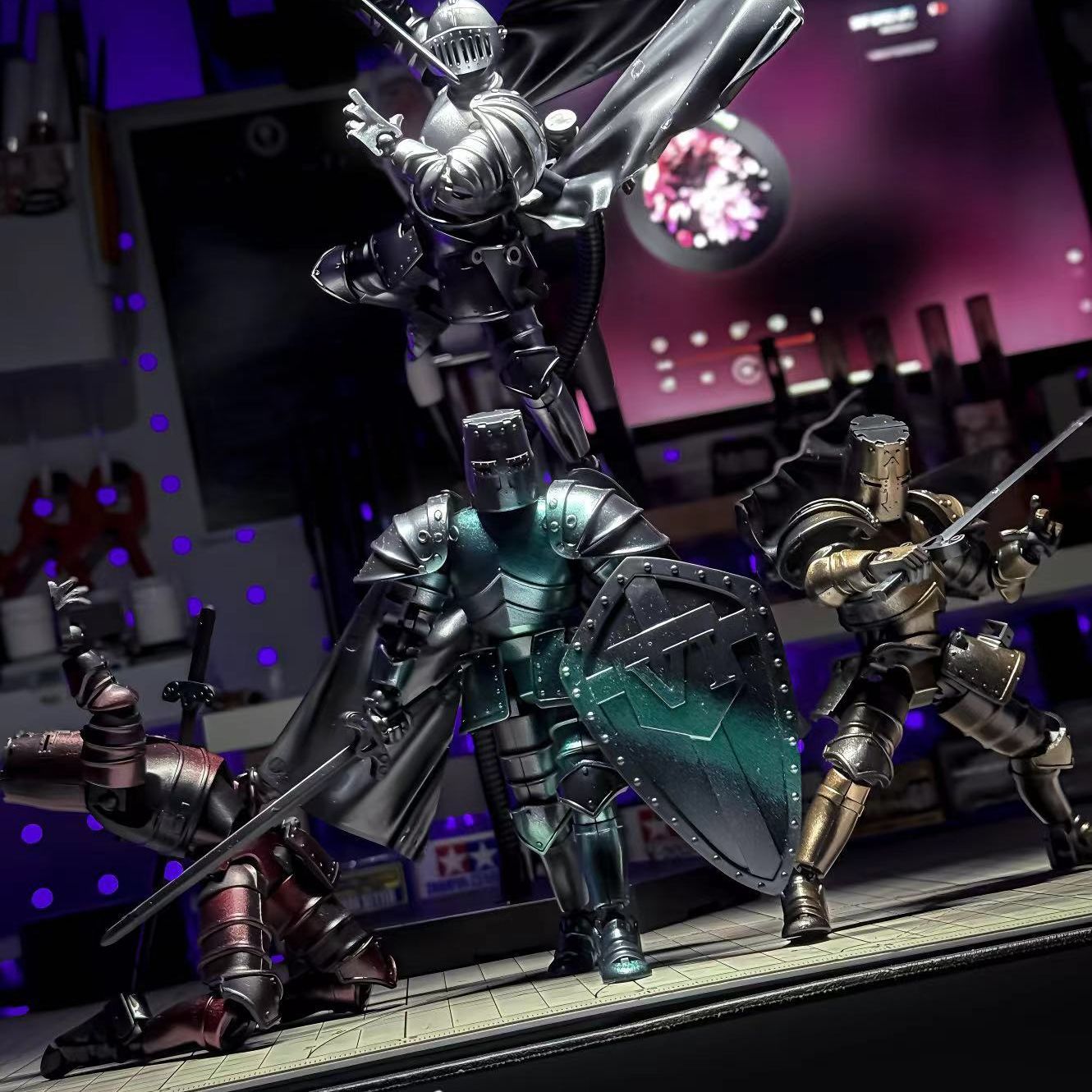 Muñecas de guerreros medievales multiarticulados transfronterizos, muñecas de armadura de doble forma de séptima generación al por mayor