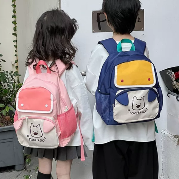 Trendy children's backpack 2026 new model, lightweight two-tone travel backpack for boys and girls, cute kindergarten school bag