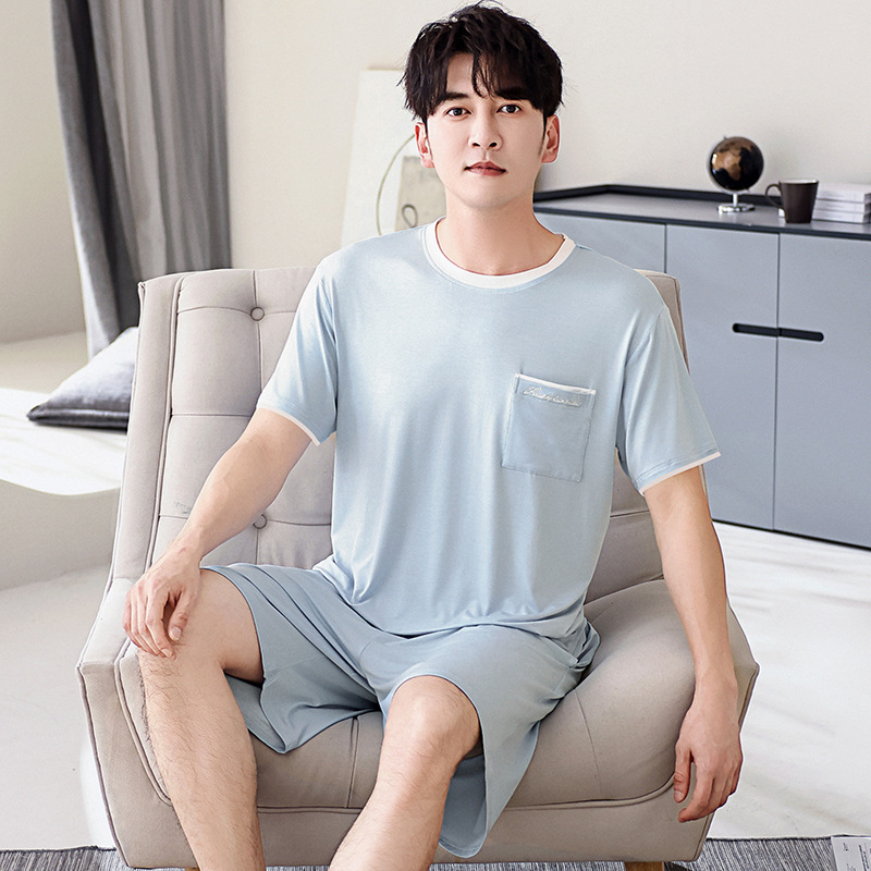01Q1694 남성