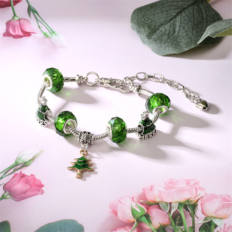 Europa y América popular cristal aleación galvanoplastia goteo aceite árbol de Navidad Bell pulsera fabricante en stock