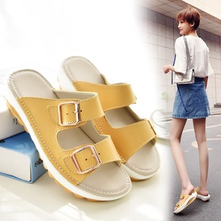 �����S�ҿ羳�ļ��¿����ЬŮ�������e����Ů�¸�ţƤ��Ь�W��ɳ