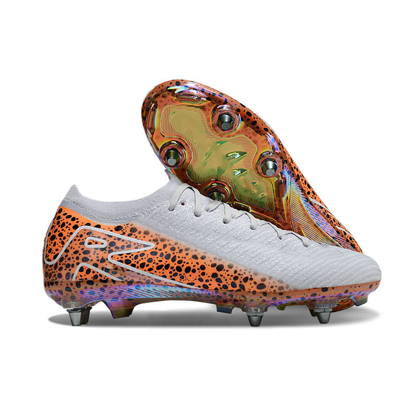 新しいアサシン 16 サッカーシューズ SG エアクッションスチールスパイクモデルロートッププロ競技トレーニングシューズ|undefined