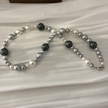 925银元宝扣施家珍珠渐变混彩黑白灰轻奢小众珍珠项链倪妮同款