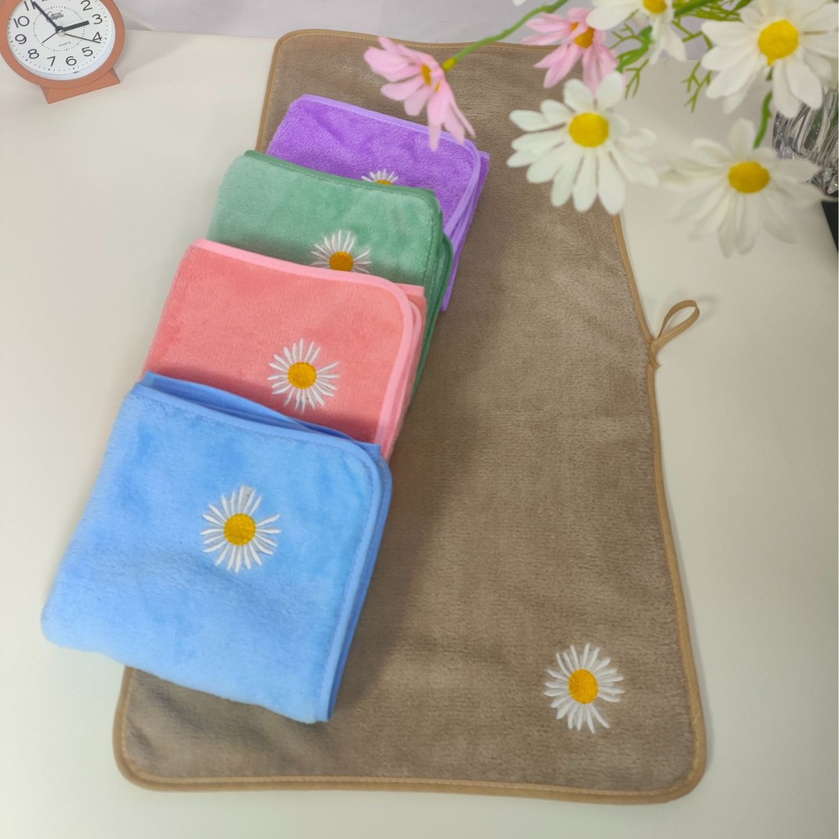 coral velvet towel face washing hands wiping quick-drying face towel little daisy plain towels gao yang embroidery cute wholesale