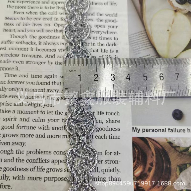 Suministro directo de fábrica de nuevo estilo de encaje de seda de oro y plata, encaje ondulado, cinturón de estilo étnico, accesorios de vestir en stock