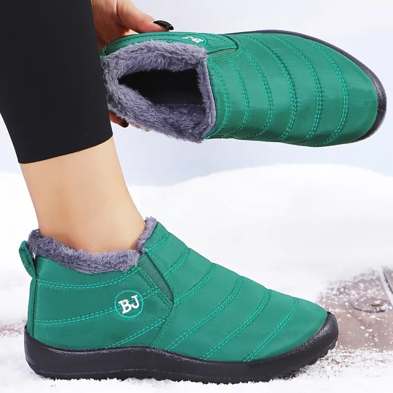 Zapatos de algodón de invierno acelerado procesamiento de la fuente de fabricación personalizada botas de nieve de poliuretano de tamaño grande
