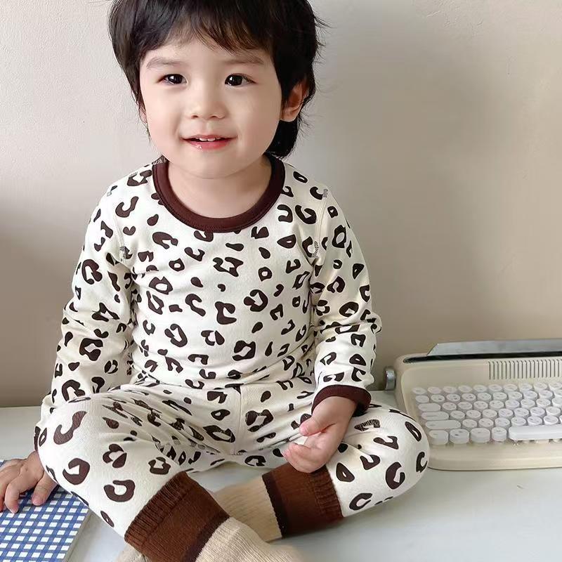 브라운 표범 무늬