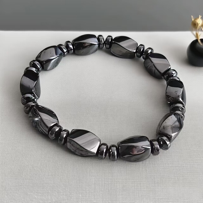 Cross-Border Popular Black Gallstone Bracelet European and American Style Handmade Beads, Various Irregular Magnetic Magnetic Therapy Bracelets for Men and Women Cross-Border Popular Black Gallstone Bracelet European and American Style Handmade Beads, Various Irregular Magnetic Magnetic Therapy Bracelets for Men and Women