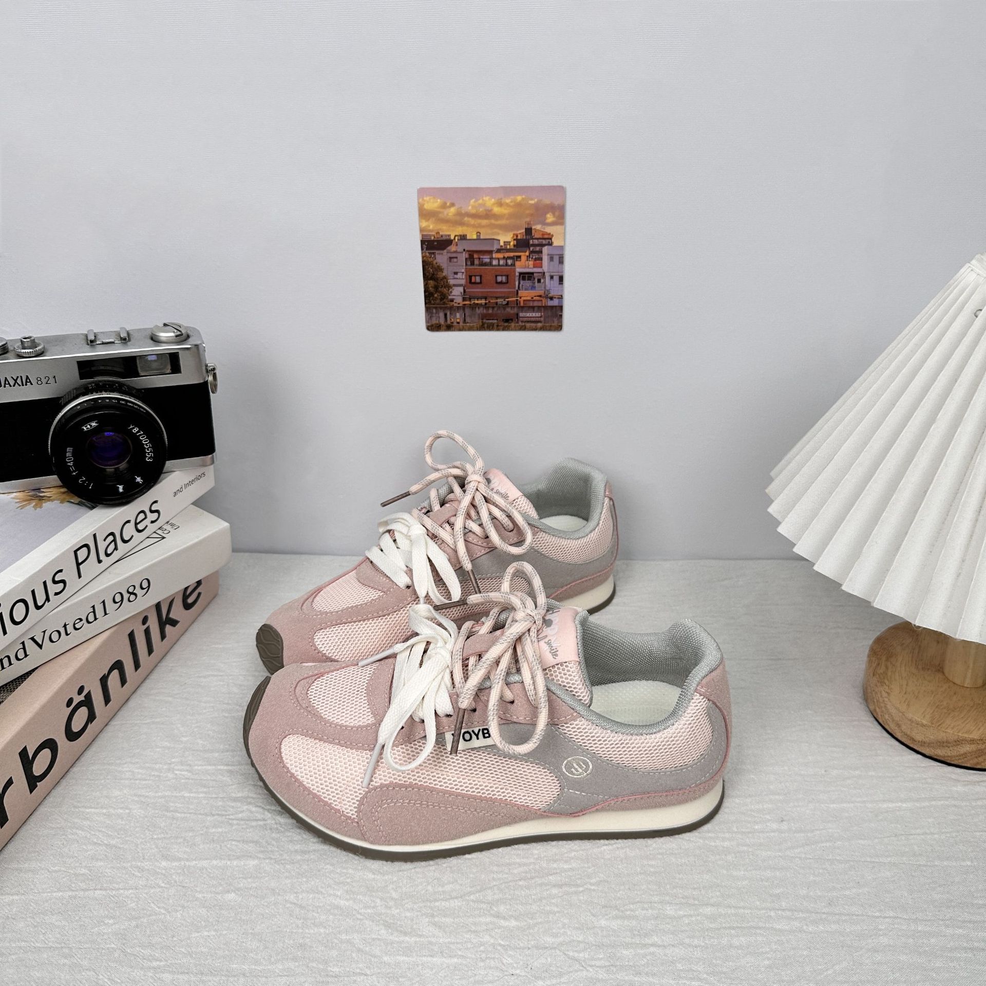 Zapatos de red deportiva de todo fósforo de onda lejana 2025 nuevos zapatos de entrenamiento alemán retro de nicho zapatillas de deporte casuales planas resistentes al desgaste