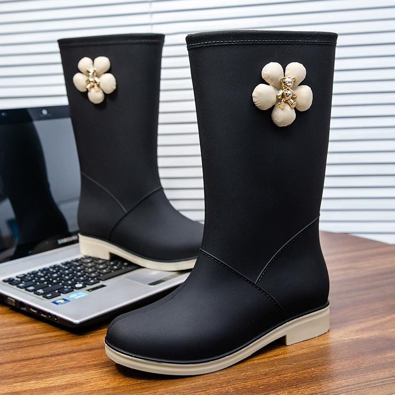 Новая мода трансграничная высокая трубка дождевая обувь женская наружная водонепроницаемая обувь нескользящая и износостойкая резиновая обувь для взрослых длинные водяные сапоги