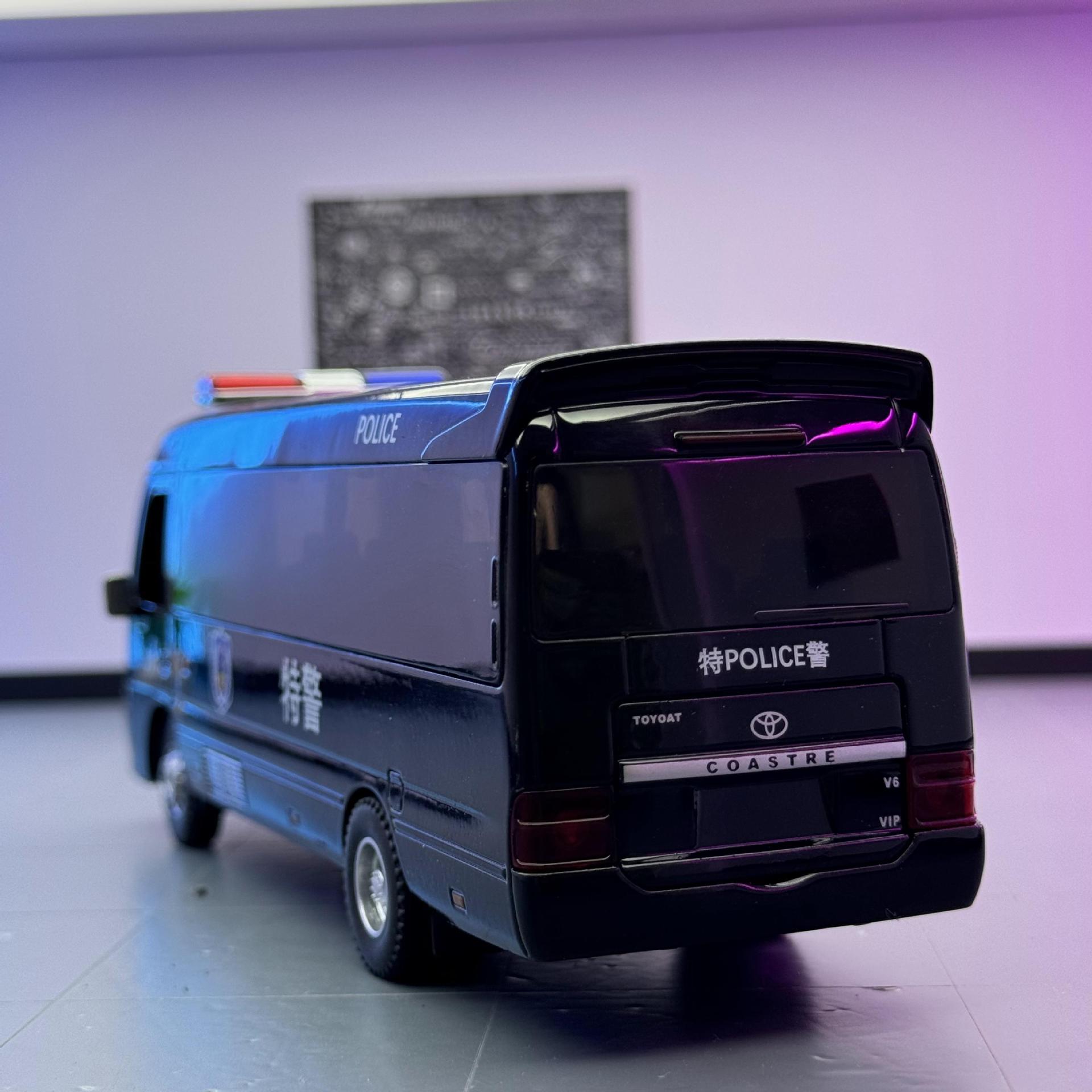 Zhongyuanxing modelo de coche 1:32 Coaster Alloy coche de policía con sonido y luz de retorno coche de juguete modelo de efecto de sonido