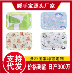 冬の暖かい手の神器の小学生の使い捨ての自己発熱の暖かい赤ちゃんは暖かい足を貼って暖かい手の宝の蒸気の熱いアプリケーションを貼ります。