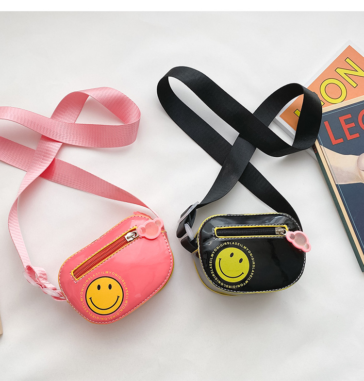 Pu Leather Fashion Smiley Children's Coin Purse display picture 5