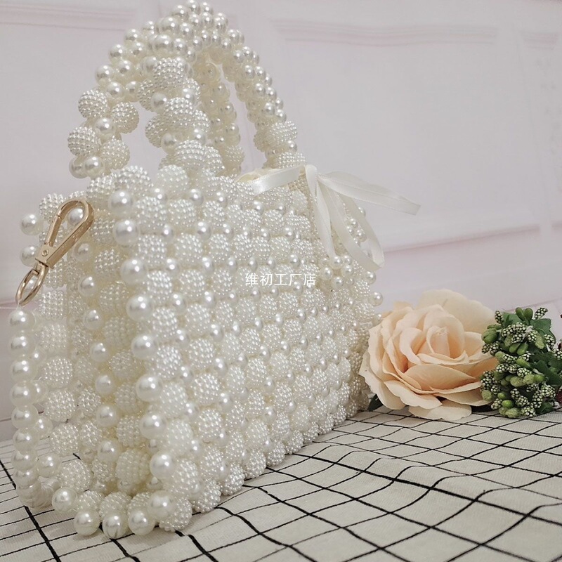 Hand-Woven Pearl Bag Off-White Imitation Pearl Fashionable Versatile Women's Crossbody Bag Bayberry Ball Handbag Material Bag Hand-Woven Pearl Bag Off-White Imitation Pearl Fashionable Versatile Women's Crossbody Bag Bayberry Ball Handbag Material Bag