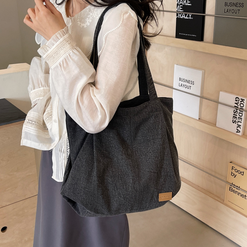 Bolsos para mujer 2024 nuevo bolso de hombro casual de gran capacidad simple y versátil para estudiantes universitarios