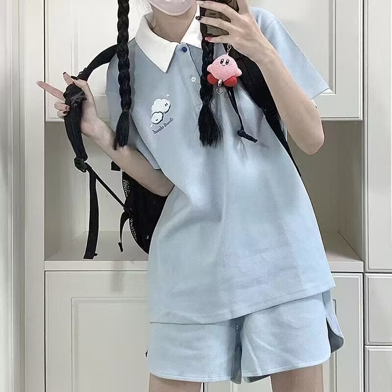 スポーツスーツ女性の夏の少女の日の学院の風のゆったりしたpoloシャツの半袖の半ズボンのカジュアルな2つのセットの婦人服|undefined