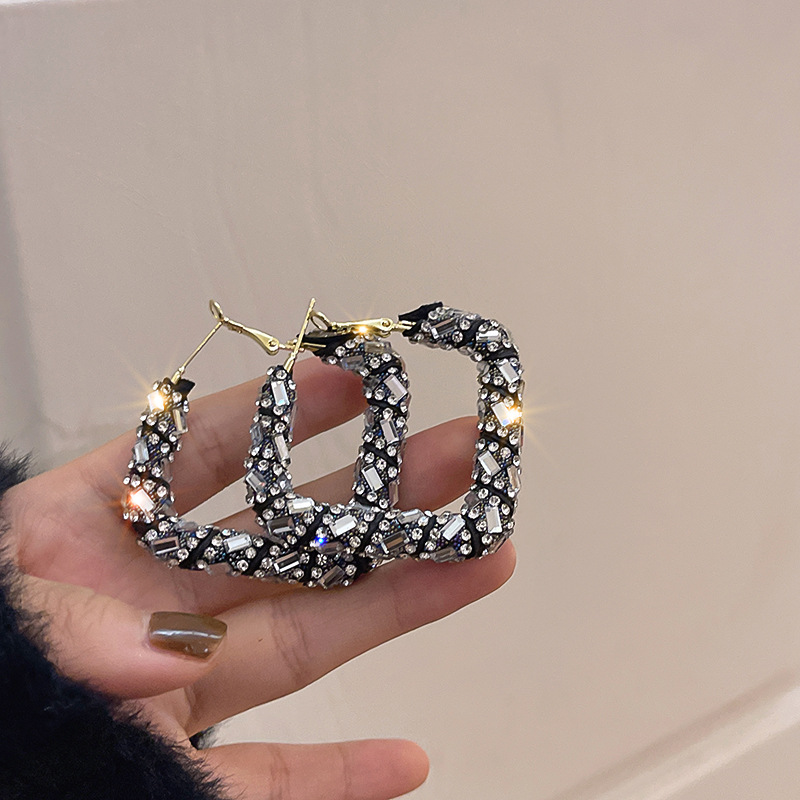 Fashion Circle Metal Inlay Zircon Womenu0027S Earrings 1 Pair