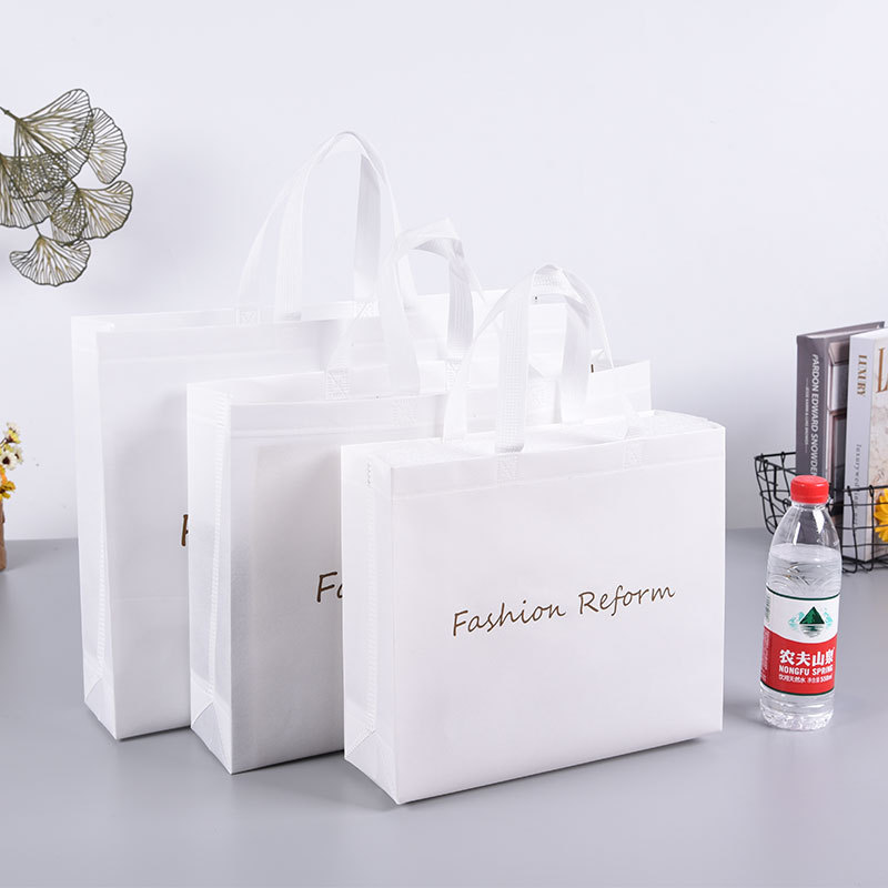 Tienda de ropa para mujeres a medida, centro comercial, tienda de ropa, bolsa de mano de compras, prensa en caliente, publicidad, bolsa no tejida laminada, personalización