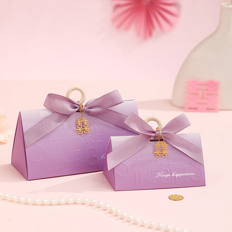 Romantic purple + purple ribbon + wooden ring + happy word
